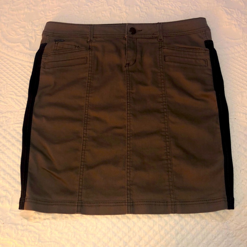 Lole black and khaki midi skirt